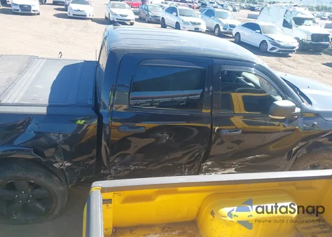 2015 Ram 1500 Outdoorsman z USA, uszkodzony, nr VIN 1C6RR7LT0FS739756